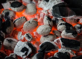 grill gastronomiczny na węgiel 2.jpg