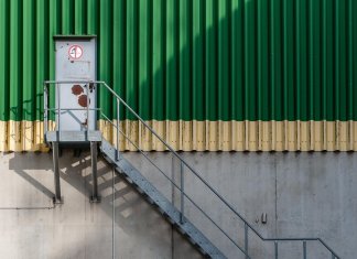 reesinls - autostore 3.jpg